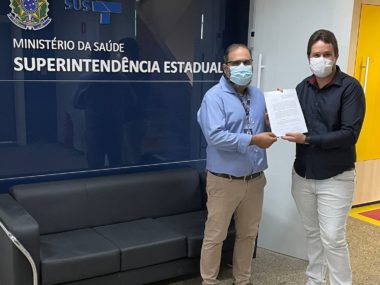 Hospital Martagão Gesteira recebe visita da presidência do COSEMS