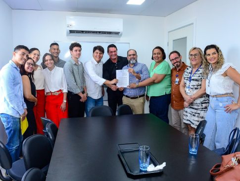 Acordo entre Martagão e Prefeitura garante mais recursos de destinação de IR para tratamento de recém-nascidos