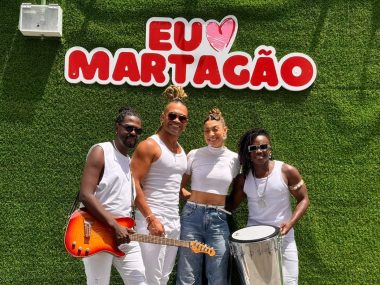 Cantor da Timbalada compõe música sobre o Martagão Gesteira