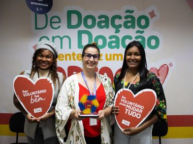 Pacientes do Martagão recebem presentes de parceiros solidários do hospital