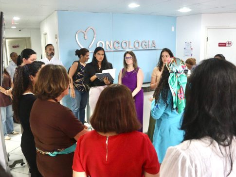 Martagão recebe visita de comitiva do Einstein Hospital Israelita sobre projeto OncoBrasil