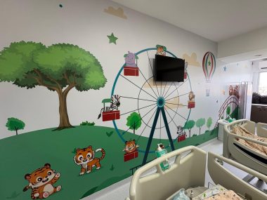 Com recurso de destinação de IR, Martagão inaugura reforma de leitos do projeto “Quarto mágico”